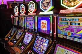 Layar statistik dan riwayat permainan Casino Hold'em